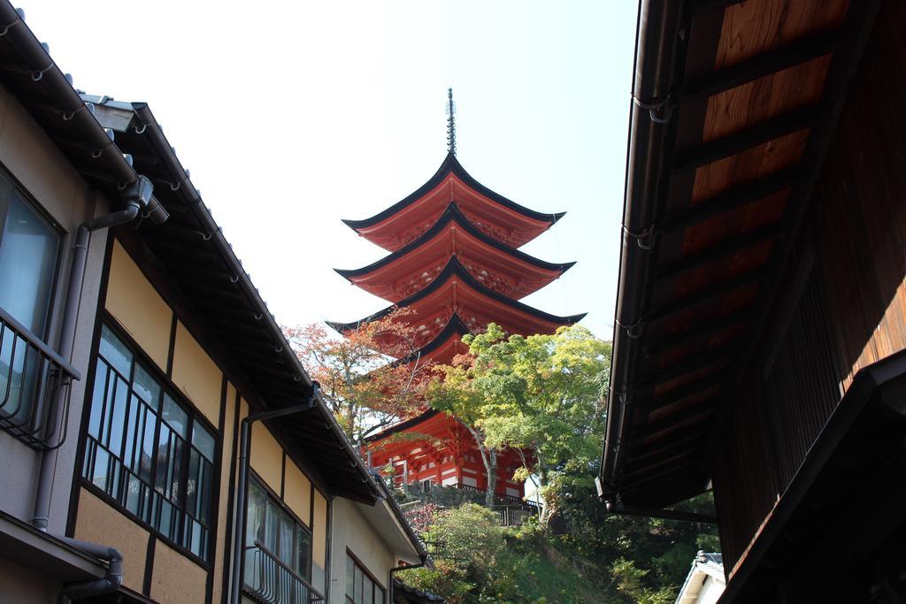 Miyajima Seaside Hotel Hatsukaichi Exterior photo